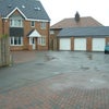 Quality living incl bills,sky HD, fibre broadband. Main Photo