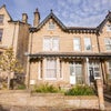Close to Town - Premium rooms/ en-suites available Main Photo
