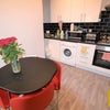 Spacious Room-Cleaning service provided - NO FEES! Main Photo