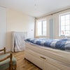 Large Double Room - High Street Location Main Photo