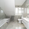 Huge room in new house, all bills inc, 2 bathrooms Main Photo