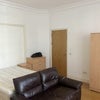 Large Bright Clean Room in Modern House Main Photo