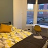 Newly refurbished rooms in modern house Main Photo