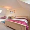 Amazing, Enormous, Double bedroom & huge ensuite Main Photo