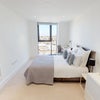 1 WEEK FREE 3bdr w/ Balcony & London Skyline Views Main Photo