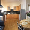 All bills+cleaning central location only £395.00 Main Photo
