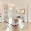 Beautiful 3 Rooms! Fresh Decor! BAL1,2,12 Main Photo