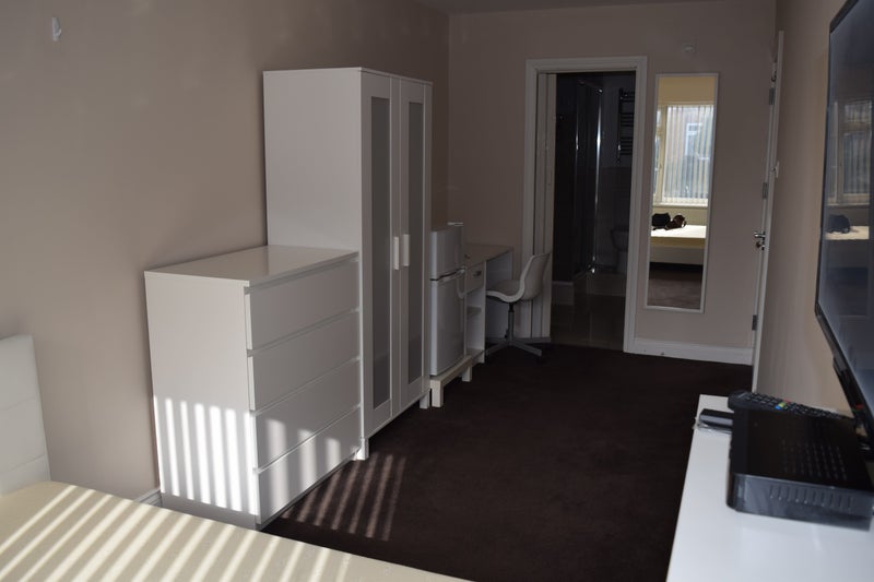 Ensuite Room To Rent In Luton Ensuite Room To Rent In Luton