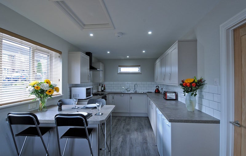 Photo 1: Kitchen