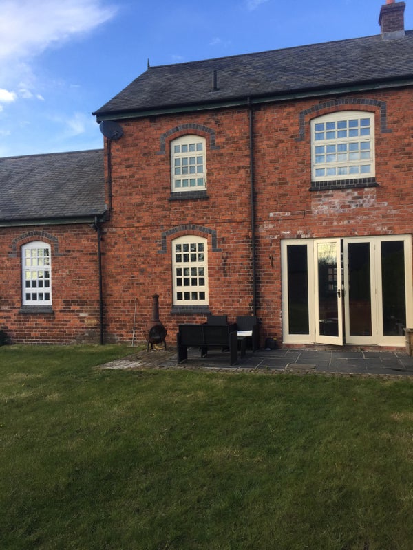 Photo 1: House