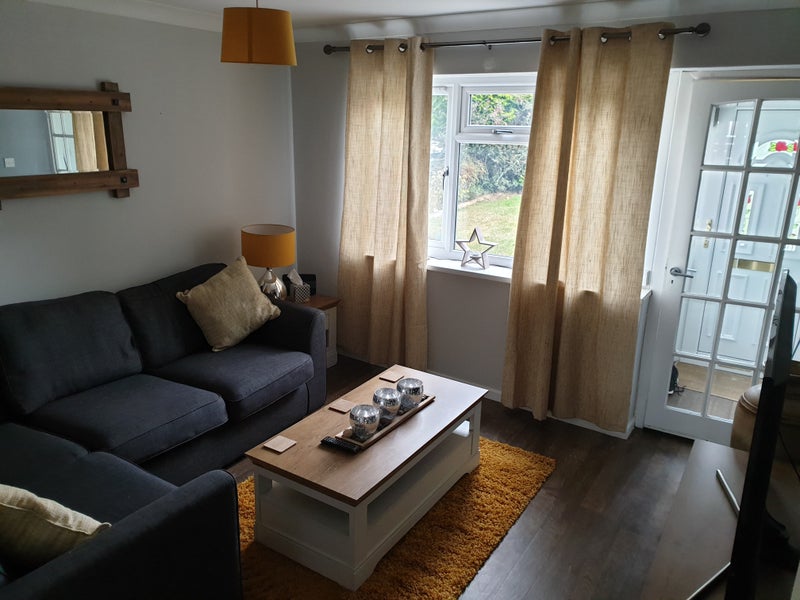 Photo 1: living room