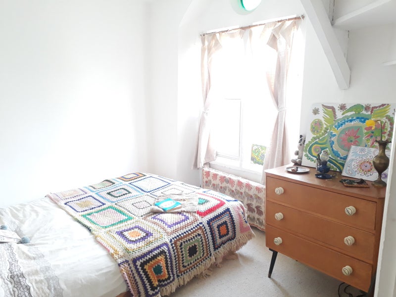 Photo 1: Small double