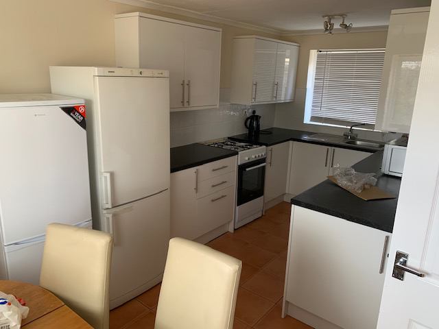 Photo 1: Kitchen