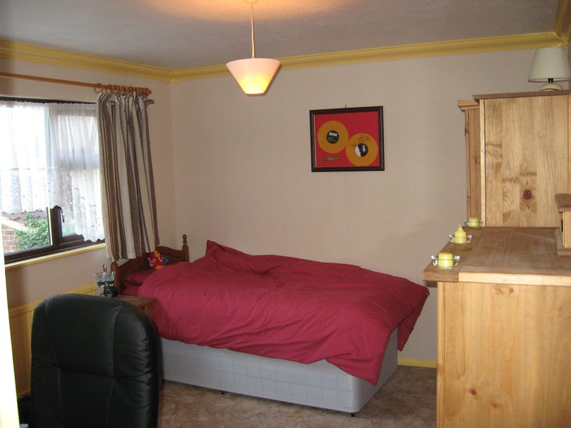 Photo 1: