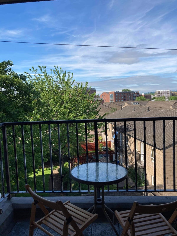 Photo 1: Balcony view
