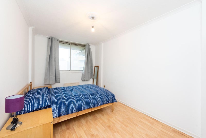 Photo 1: Room B - view 1