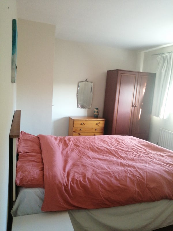 Photo 1: bed room