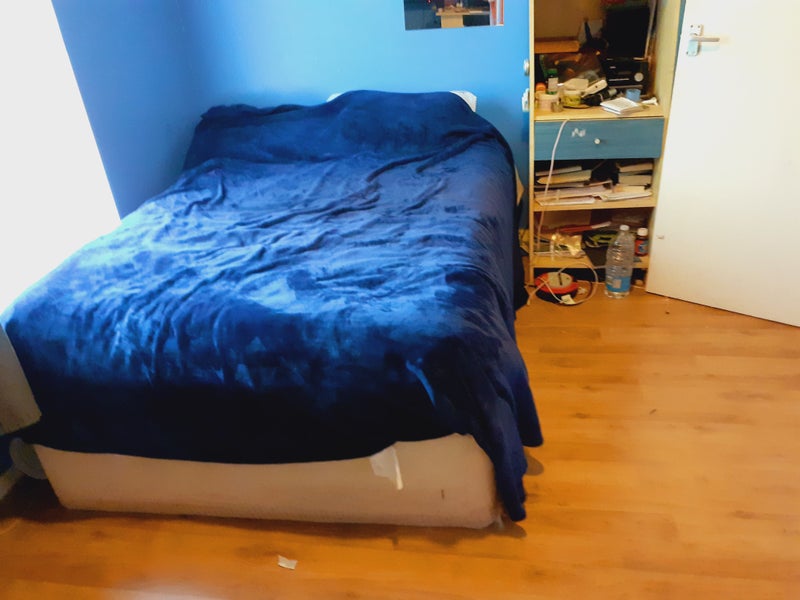 Photo 1: