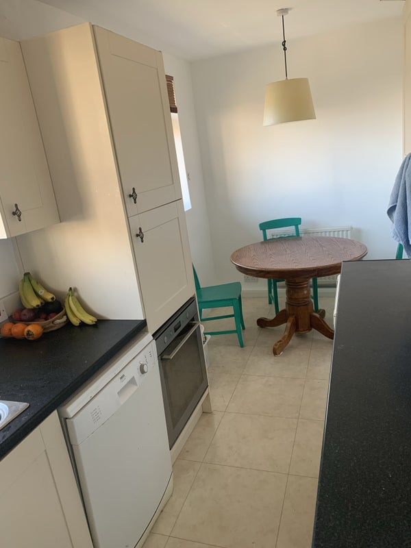 Photo 1: Kitchen