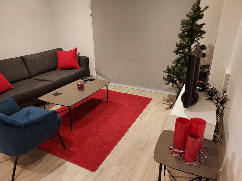 Photo 1: Front room area