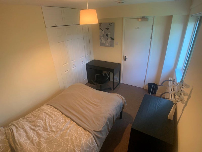 Photo 1: Fully furnished