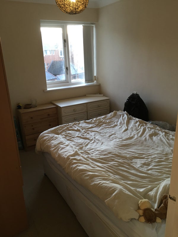 Photo 1: Room (Yours)