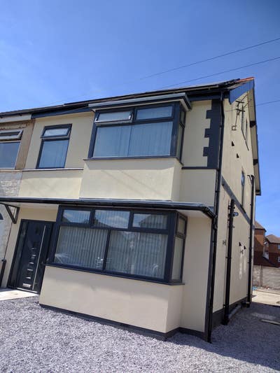Super room ,modern house share, cleveleys Main Photo