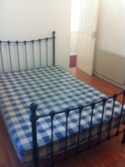 Single/Double Room close town centre Main Photo