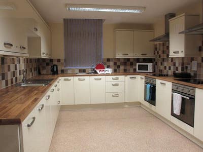 Accommodation close to Blackburn town centre Main Photo