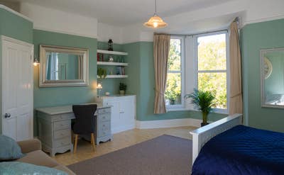 * Beautiful Extra Large Double Room* Main Photo