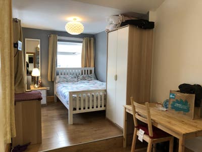 Studio Room- Rowley Regis train station Main Photo