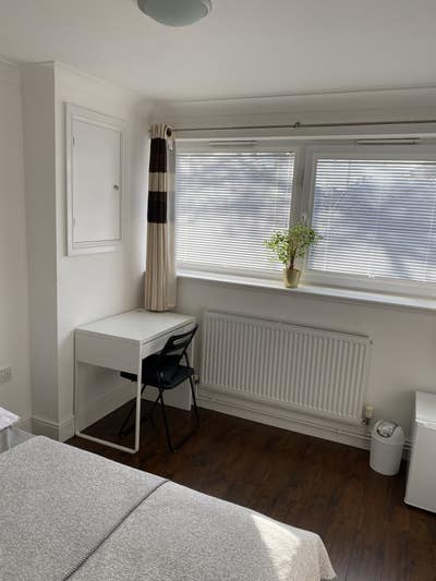 Double bedroom, own use of shower room inc.bills Main Photo