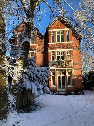 Luxury student/professional accommodation Main Photo