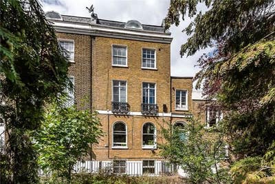 Zone 2, 2 double Bed, 3 tube stations Main Photo