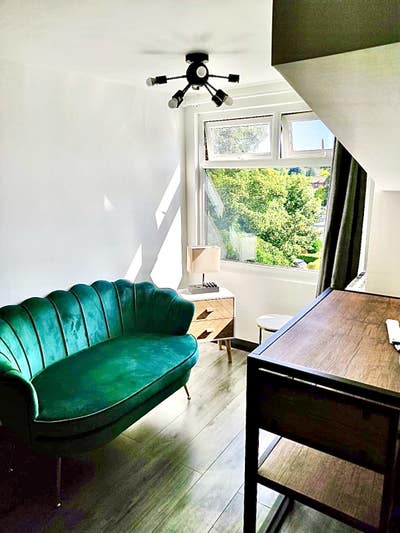 Brand new Studio Loft Ensuite, Kitchen - Furnished Main Photo