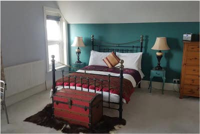Double ensuite room with sea views Main Photo