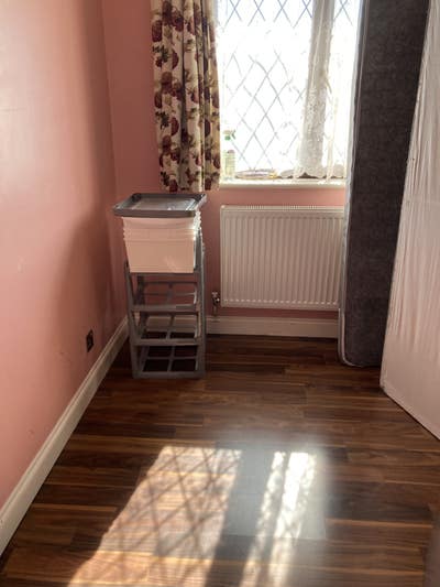 Room only rent with bed Main Photo