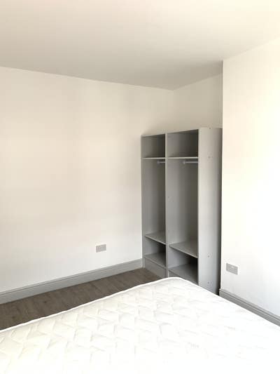 Netheredge Double Room No Bond All Bills inc Main Photo