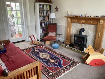 Spacious double room with view of Pentland hills Main Photo