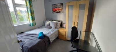 ✅👌 Share with just 3 others! Inc Bills & Cleaner! Main Photo