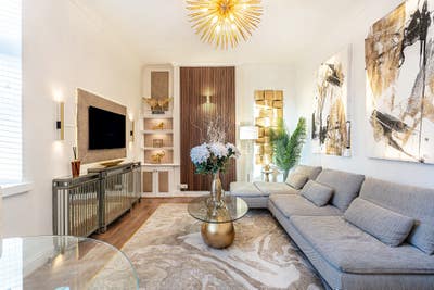 Luxury One Bedroom Apartment Main Photo