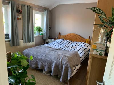 Happy Tidy Home Popular location double rooms Main Photo