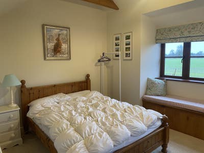 Private room with own bathroom and entrance. Main Photo