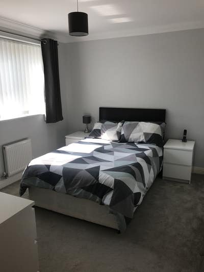 1 double bedroom with bathroom Main Photo