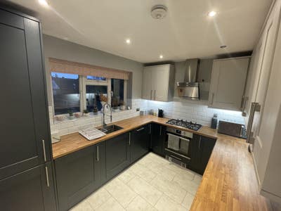 2 Bedroom Maisonette. Female tenants only. Main Photo