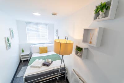 Large studio available opposite UOB OFFER🔥 Main Photo