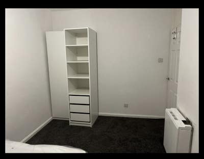 1 double room available for rent Main Photo