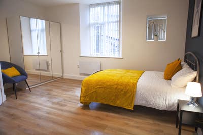 Bills Inclusive Ensuite Room-Town Centre-Hospital Main Photo