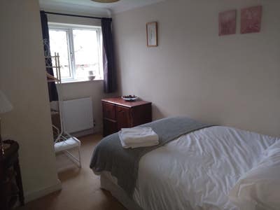 Double room close to Kingham station Main Photo