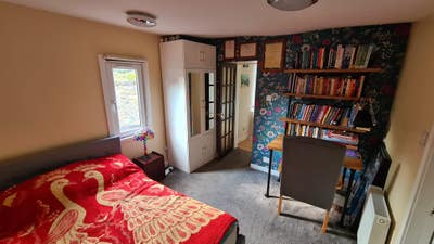 Furnished en-suite room in Dalkeith Main Photo